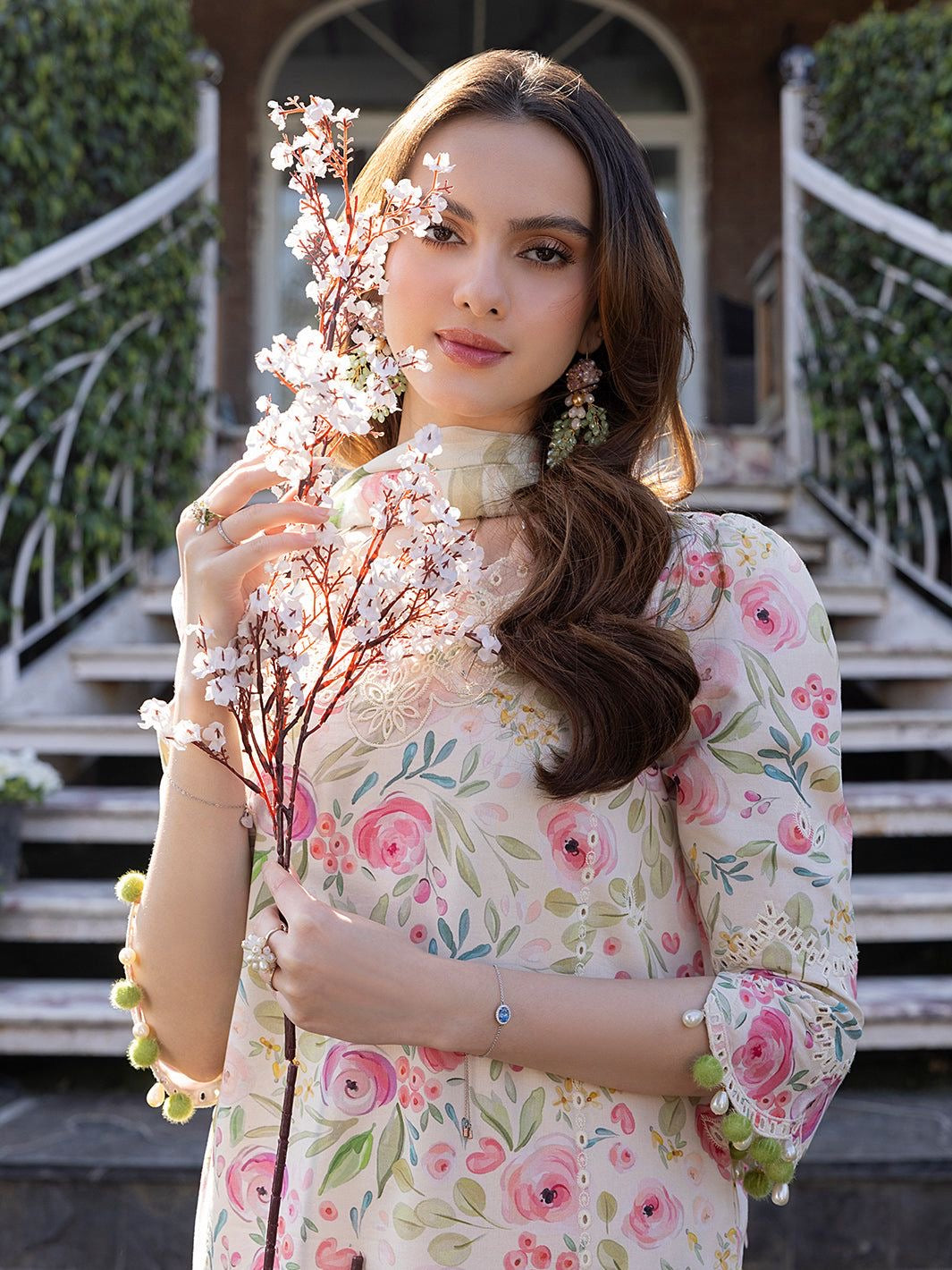 Izel Lawn