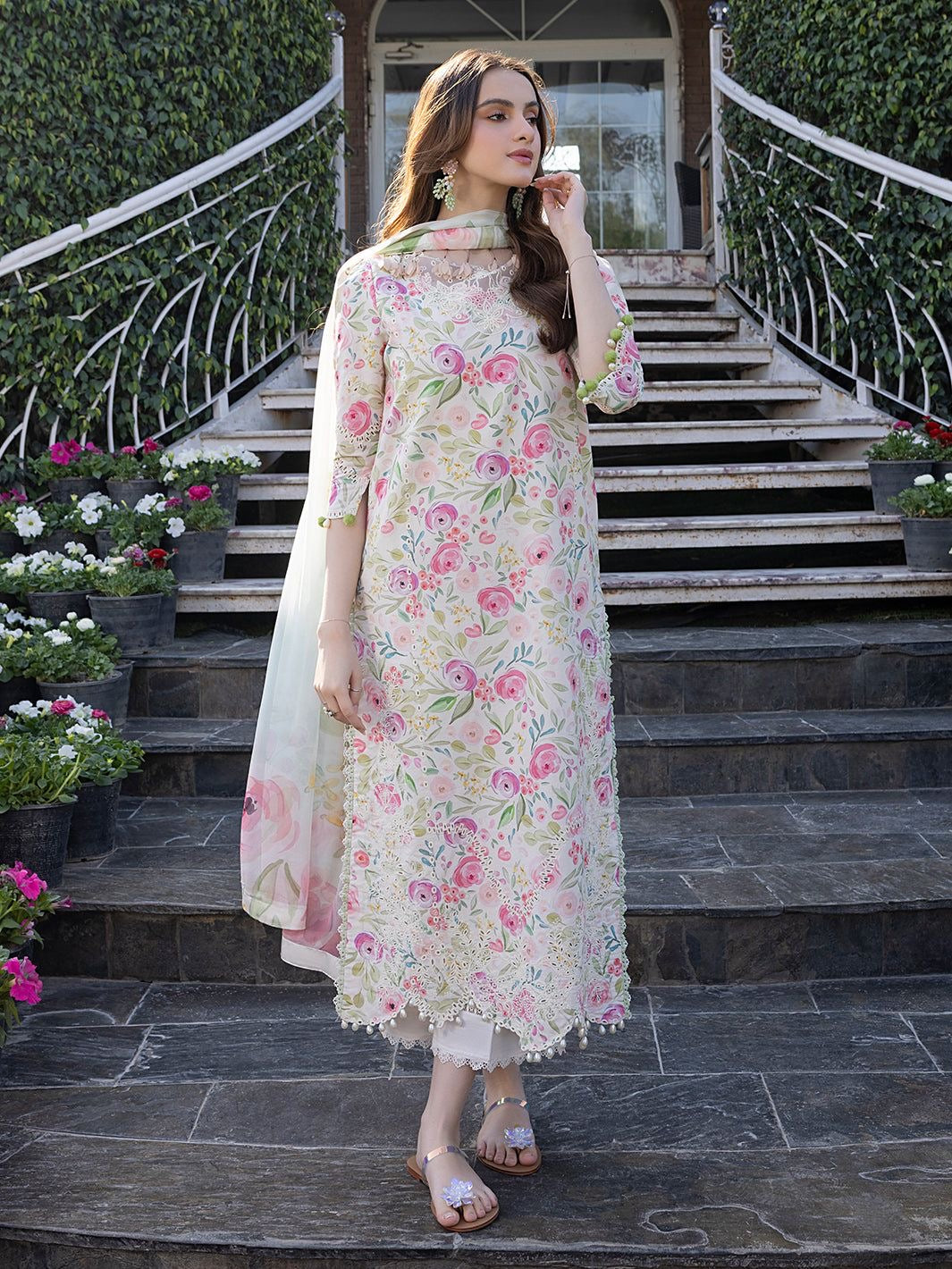 Izel Lawn