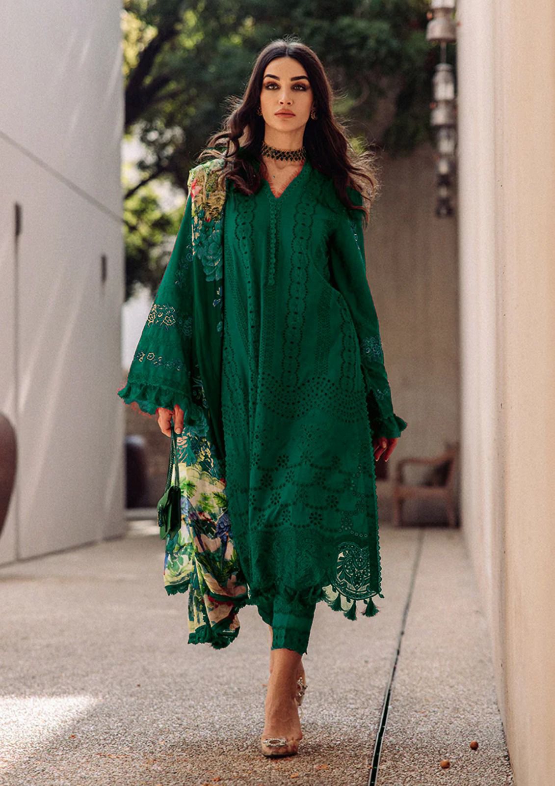 SAIRA SHAKIRA LUXURY COLLECTION