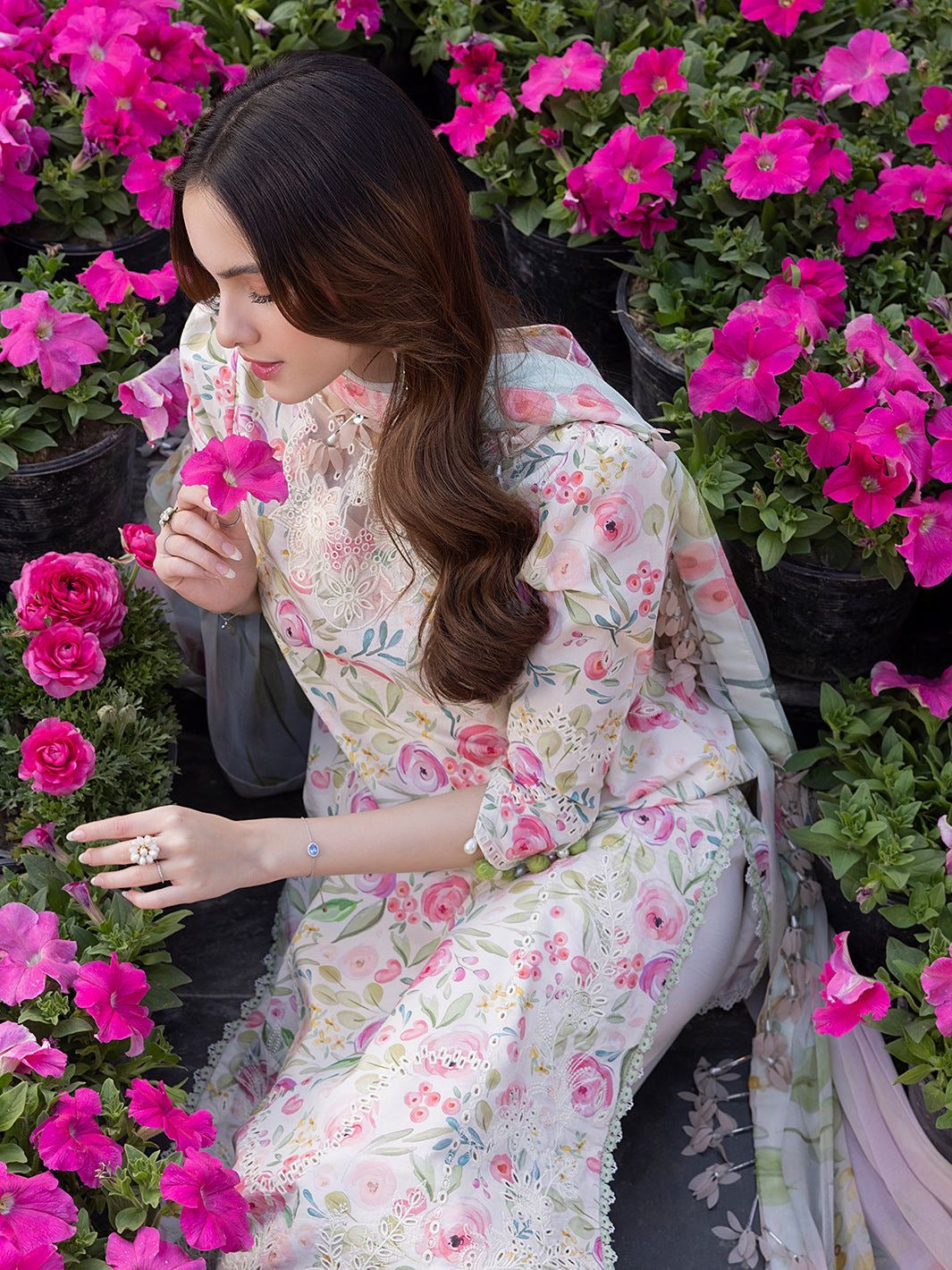 Izel Lawn