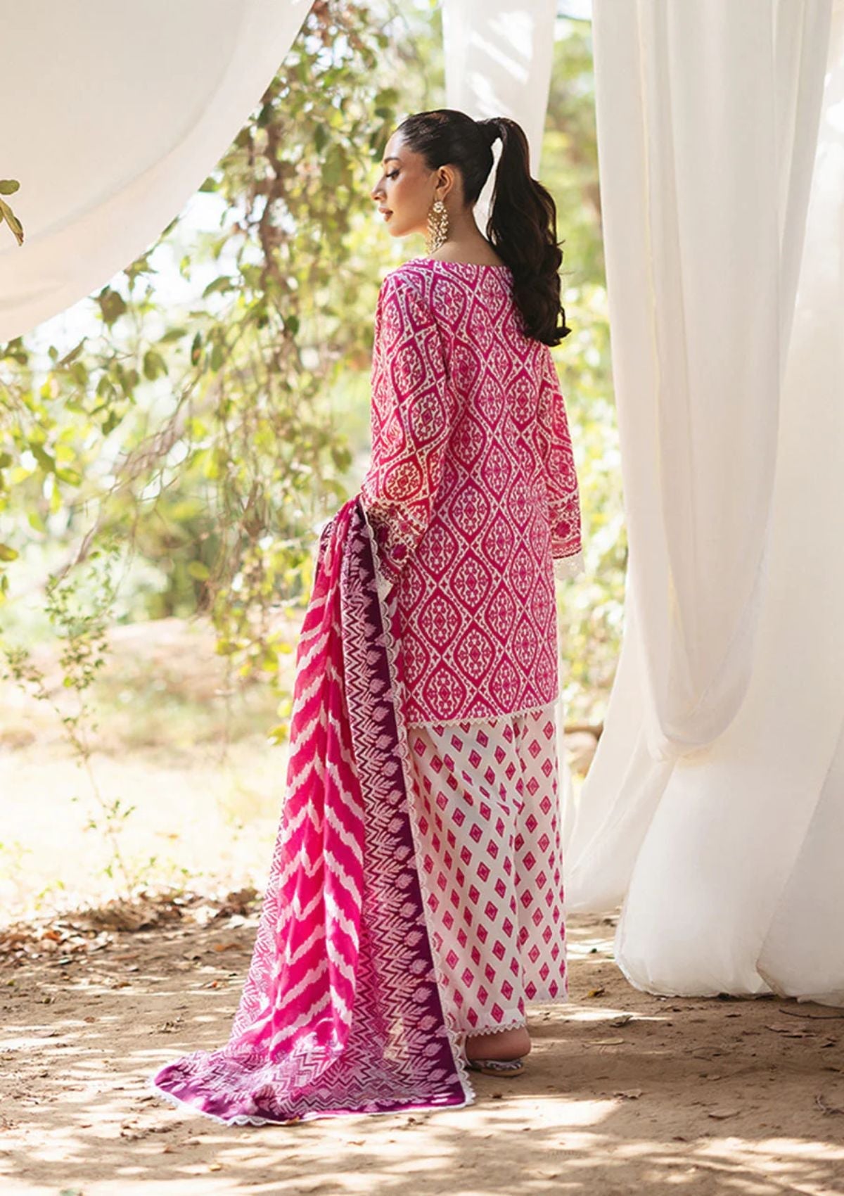 Zainab Chottani 2024 Lawn Collection