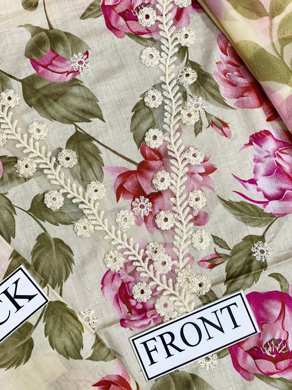 Iznik Lawn 2025