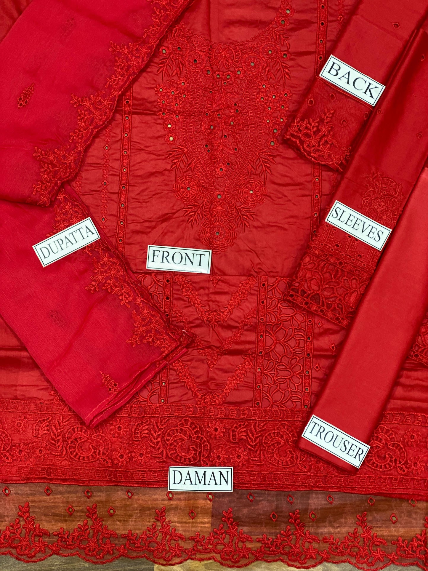Bareen Lawn