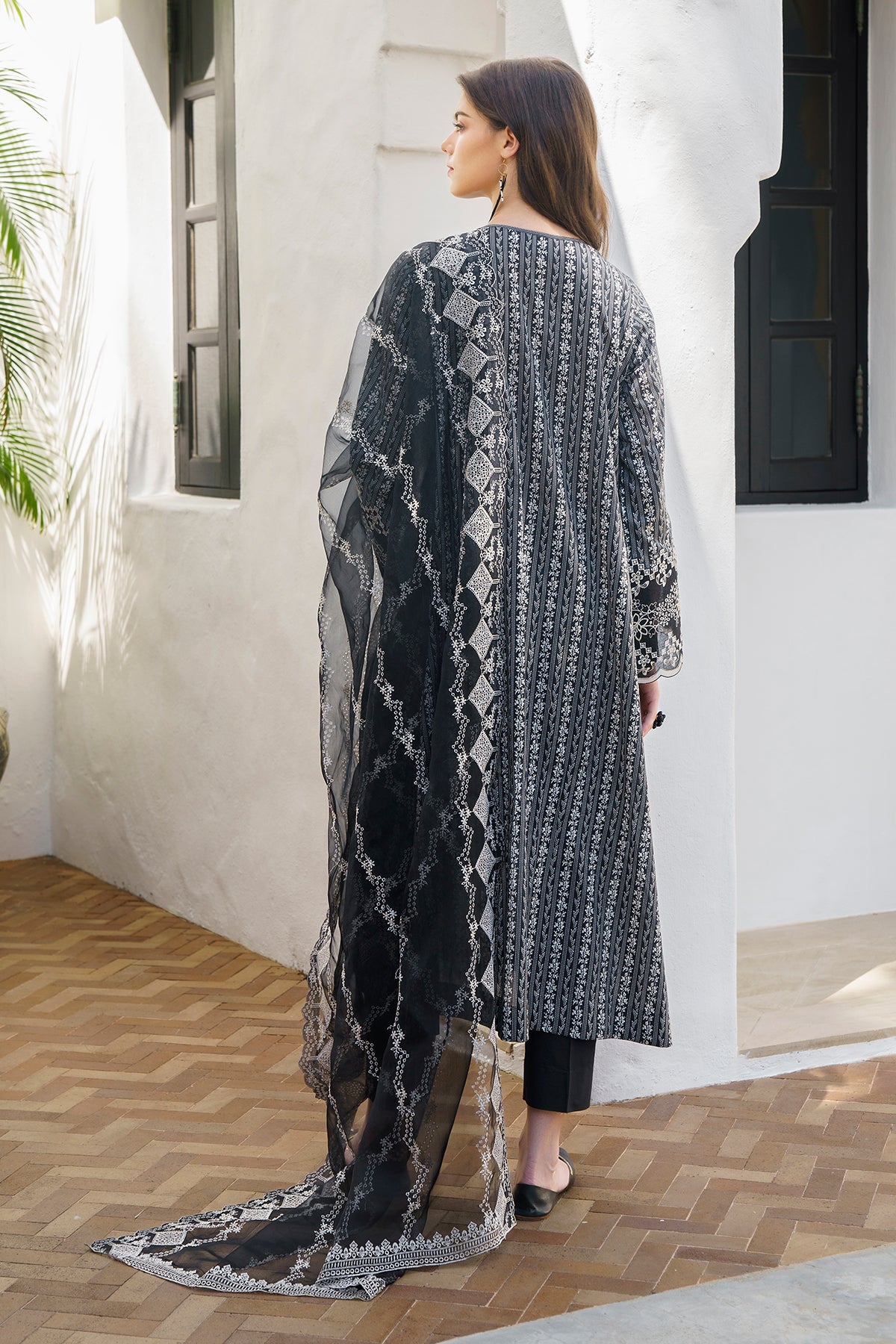Baroque Digital Printed Swiss Lawn Collection With Embroidered Duppata-Black