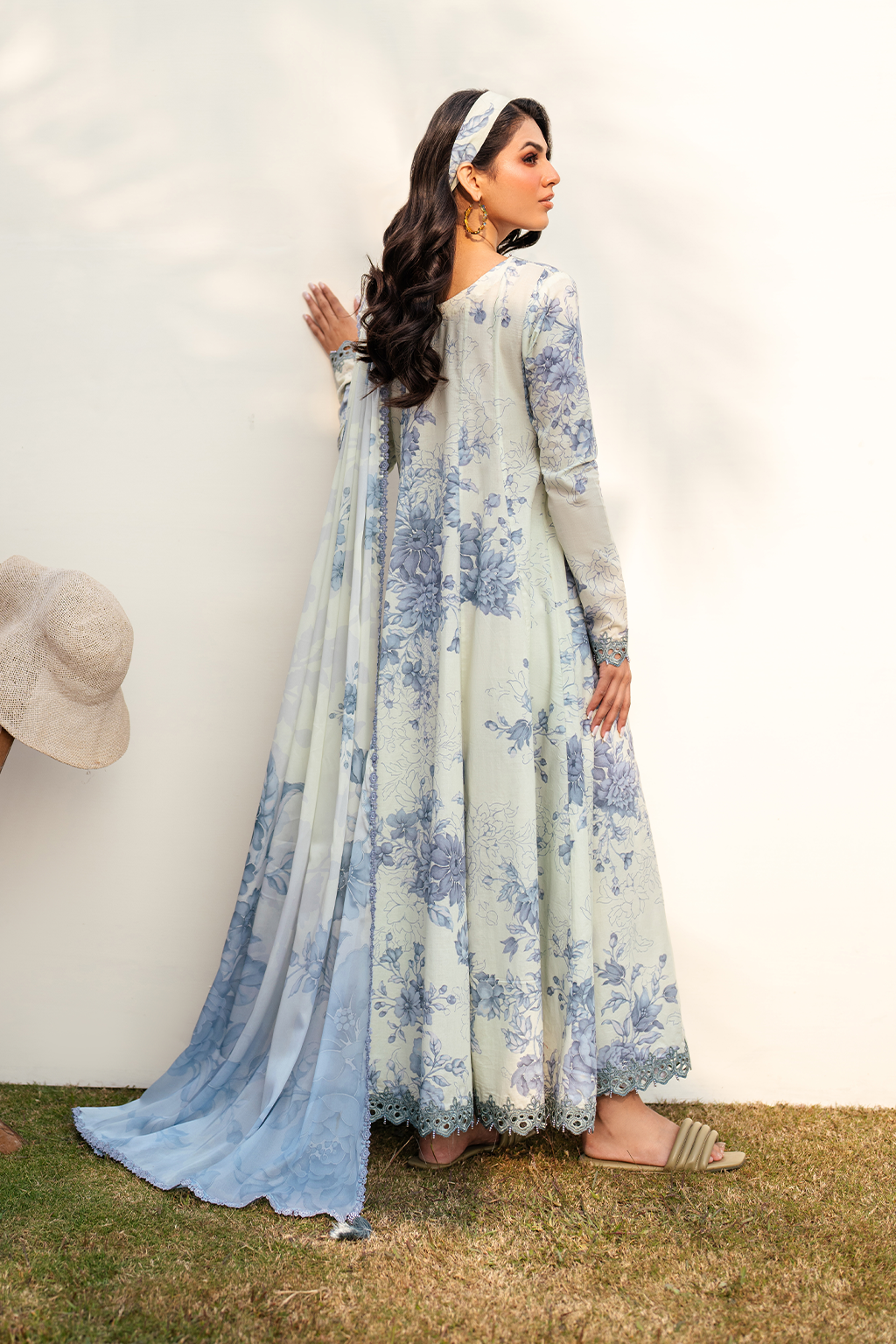 IZNIK LAWN COLLECTION 2025