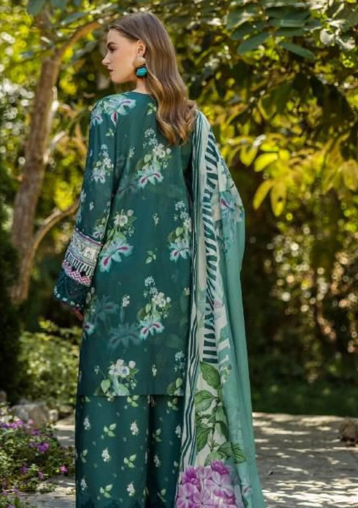 ELAF LAWN DIGITAL COLLECTION